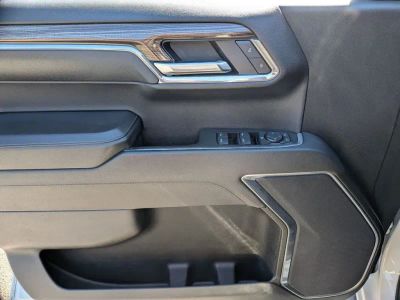 2023 Chevrolet Silverado 1500 — photo 11 view