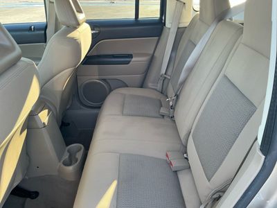 2009 Jeep Patriot — photo 16 view