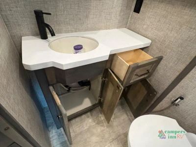 2023 VanLeigh RV Beacon — photo 48 view