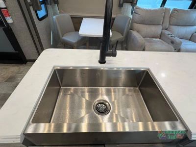 2023 VanLeigh RV Beacon — photo 39 view