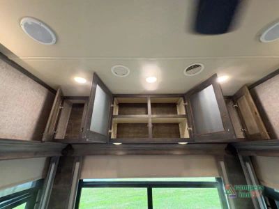 2023 VanLeigh RV Beacon — photo 22 view