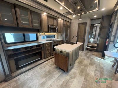 2023 VanLeigh RV Beacon — photo 11 view