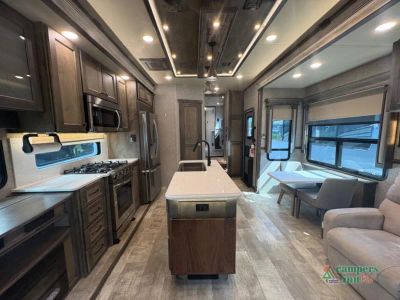 2023 VanLeigh RV Beacon — photo 10 view