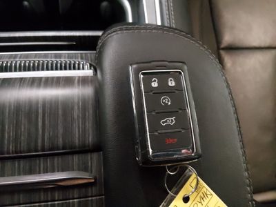 2024 Jeep Wagoneer L - Photo 15