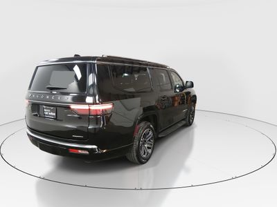 2024 Jeep Wagoneer L - Photo 7