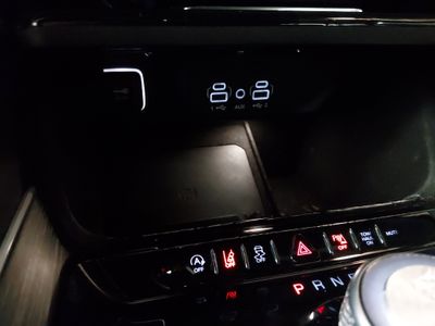 2024 Jeep Wagoneer L - Photo 21