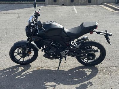 2025 Honda CB300R - Photo 6