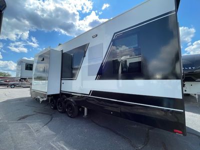 2026 Brinkley Model G - Photo 3