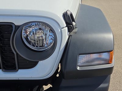 2026 Jeep Wrangler — photo 10 view