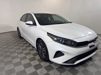 2022 Kia Forte — detail view