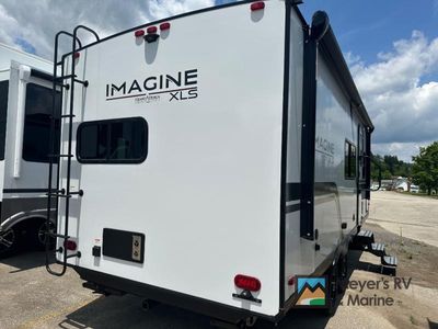 2026 Grand Design Imagine XLS - Photo 5