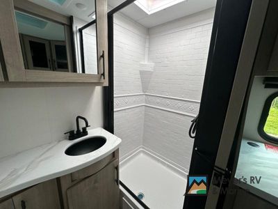 2026 Grand Design Imagine XLS - Photo 13
