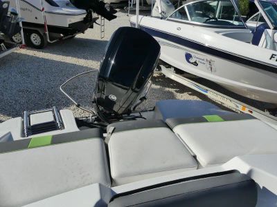 2021 Tahoe T16 — detail view