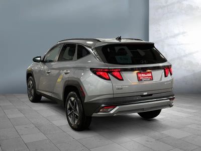 2026 Hyundai Tucson Hybrid — interior view