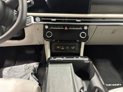 2026 Hyundai Tucson Hybrid — photo 13 view