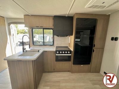 2025 Wildwood 32BHDS - Photo 21