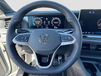 2026 Volkswagen Tiguan — photo 39 view