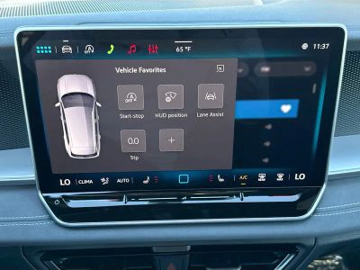 2026 Volkswagen Tiguan — photo 30 view