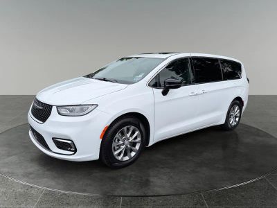2026 Chrysler Pacifica — rear three-quarter view