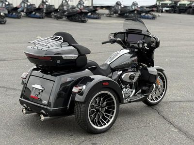 2026 Harley-Davidson FLHLT - Street Glide 3 Limited - Photo 2