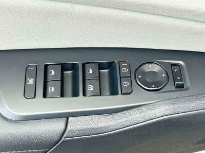2026 Kia Sportage — photo 17 view