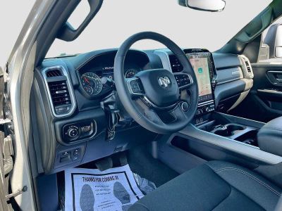 2025 Ram 1500 — photo 9 view