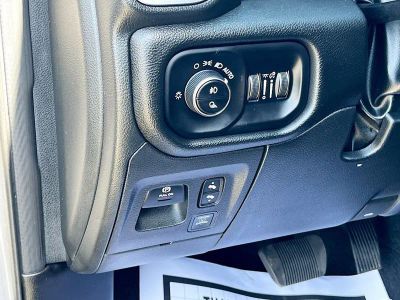 2025 Ram 1500 — photo 10 view