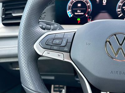 2026 Volkswagen Tiguan — photo 33 view