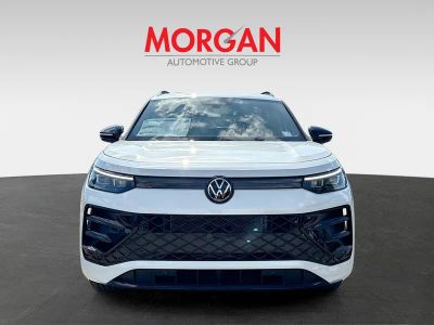 2026 Volkswagen Tiguan — photo 8 view