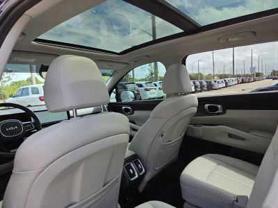 2025 Kia Sorento — photo 21 view