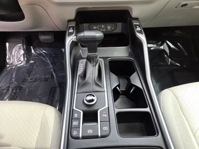 2025 Kia Sorento — photo 28 view