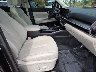 2025 Kia Sorento — photo 10 view
