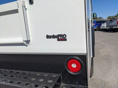 2026 Ford F-350SD - Photo 11