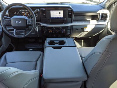 2026 Ford F-350SD - Photo 13