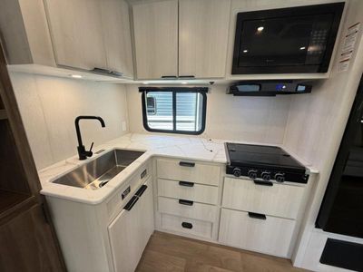 2026 Winnebago Access 27BH - Photo 22