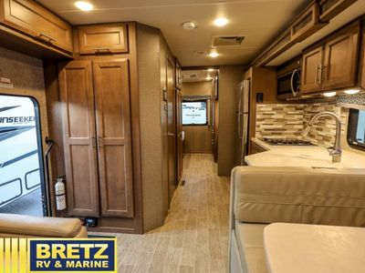 2022 Thor Motor Coach Omni - Photo 14