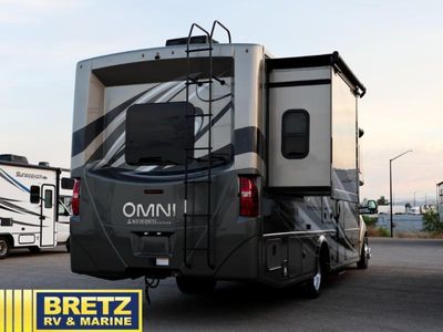 2022 Thor Motor Coach Omni - Photo 3