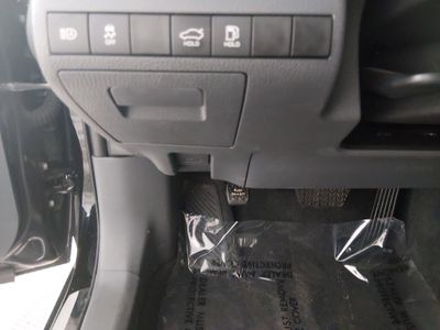 2024 Toyota Camry - Photo 13