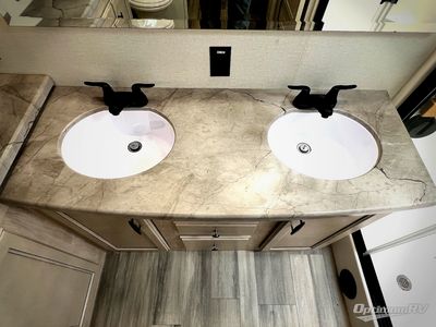 2024 Forest River Sandpiper Luxury - Photo 50