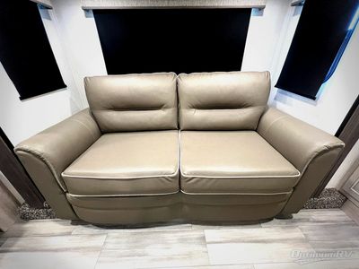 2024 Forest River Sandpiper Luxury - Photo 14