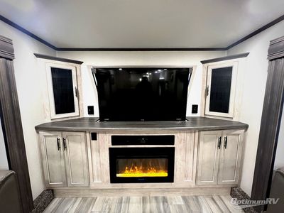 2024 Forest River Sandpiper Luxury - Photo 11