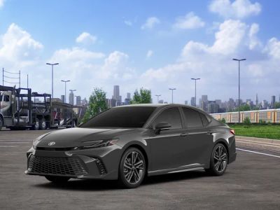 2026 Toyota Camry - Photo 2