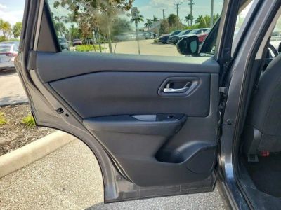 2024 Nissan Rogue — photo 14 view