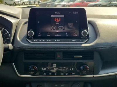 2024 Nissan Rogue — photo 18 view