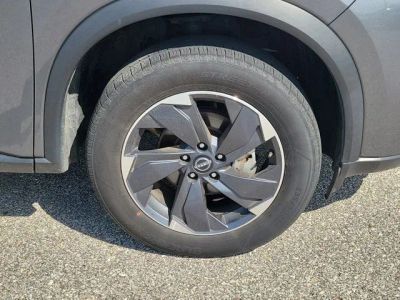 2024 Nissan Rogue — photo 7 view