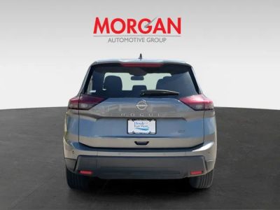 2024 Nissan Rogue — detail view