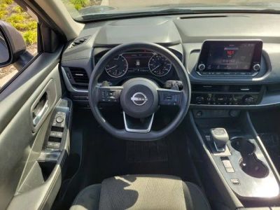 2024 Nissan Rogue — photo 16 view