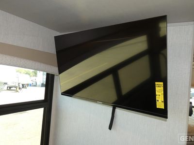 2026 Fleetwood Flair — photo 13 view