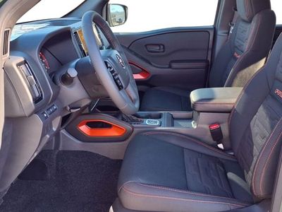 2026 Nissan Frontier - Photo 11