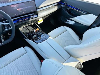 2026 BMW i5 — photo 18 view
